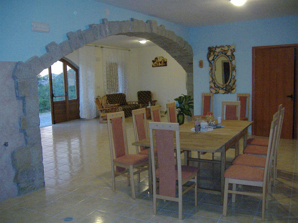 Agriturismo Grotta Dell'Eremita Albano di Lucania エクステリア 写真